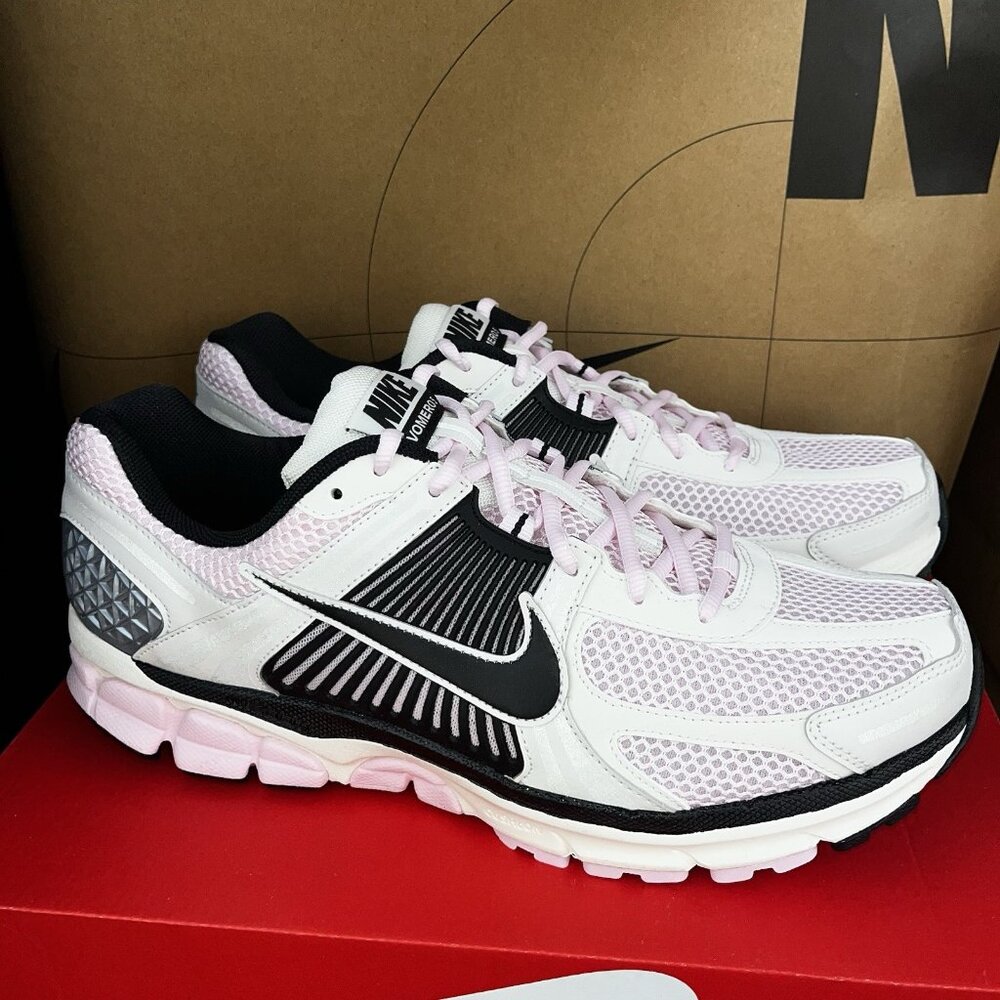 NEW Nike Zoom Vomero 5 Pink Foam Black Phantom FB9149 600 Men Size 11